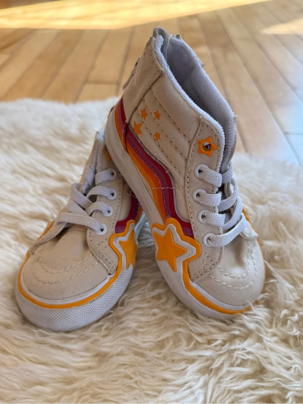 🛹 Vans Kids High-Top Sneakers in Cream with Orange & Pink Accents